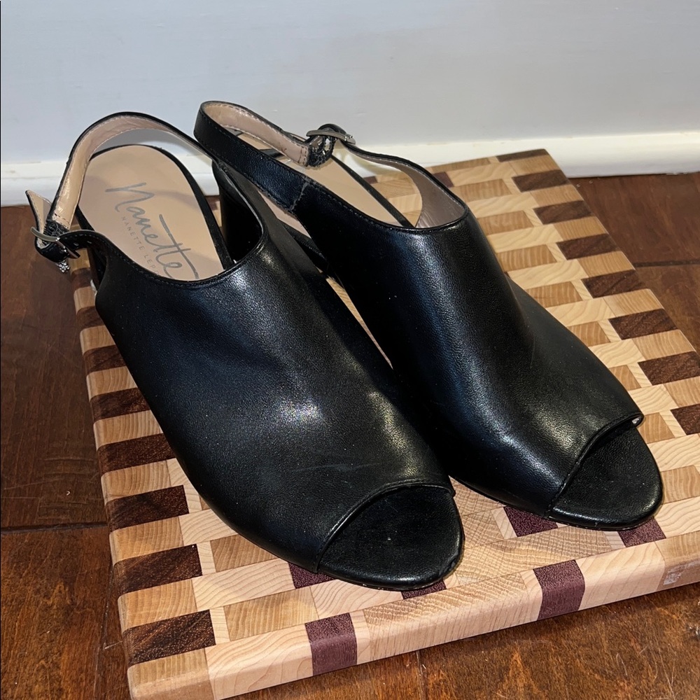Nannette Elegant Black Slingback Heels Sz 8.5